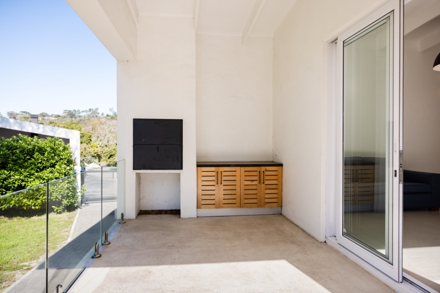 To Let commercial Property for Rent in Charlo Eastern Cape